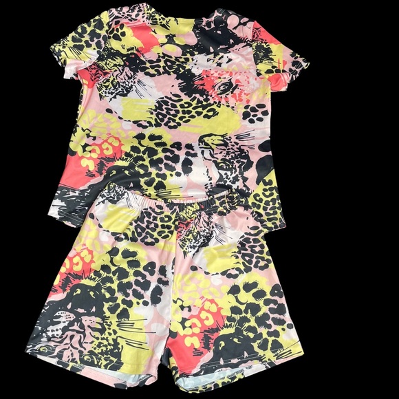 2 piece lounge short set, 100% polyester - Picture 2 of 4